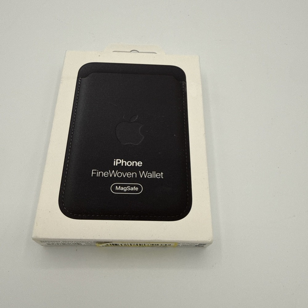 Apple iPhone FineWoven Wallet with MagSafe - Black New Sealed